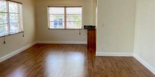 101 N Lakeside Drive Gallery 10