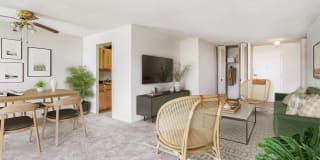Twin Towers Apartments Gallery 4