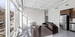 The Loop at Midtown Gallery 40