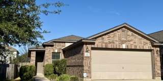 2319 McCombs Street Gallery 1