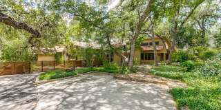 BEAUTIFUL 4-BEDROOM HOME IN ALAMO HEIGHTS Gallery 1