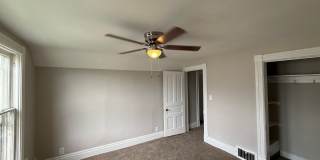 938 W Edwards Springfield, IL Gallery 21