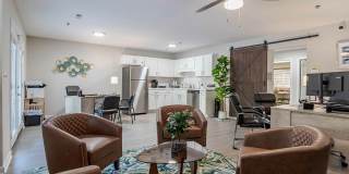 Colonial Village Gallery 32