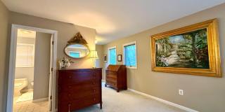 110 ANNAPOLIS Street Gallery 22