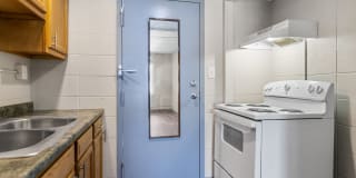 The Metropolitan Apartments Gallery 7