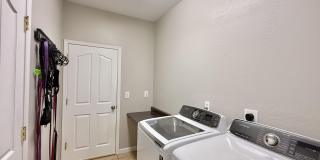 6622 E Farmstead Road Gallery 40