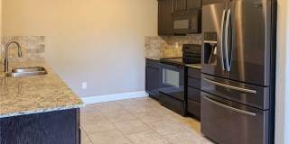 900 SW Crownview Gallery 7
