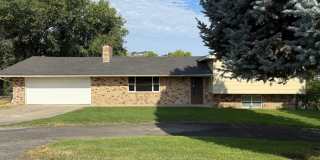 Spacious 3 Bedroom Home with Large Yard & 2-Car Garage Gallery 1