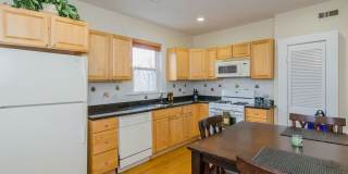 126 Minden StreetUnit 3 Gallery 2