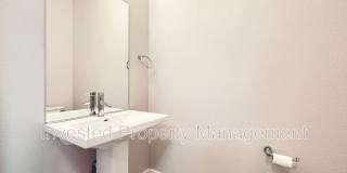 1323 Elati Street Gallery 23