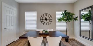 Regal Parc Apartment Homes Gallery 4