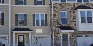 41717 MCMONAGLE SQ Gallery 1