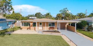 2480 DEL RIO WAY Gallery 1