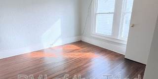 1110 Adams Street Gallery 11