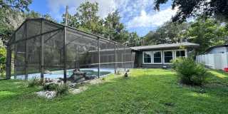 double lake front 4/2 house with swimming pool Gallery 7