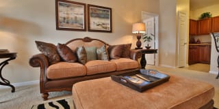 The Heights at McArthur Park Gallery 12