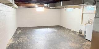 22126 Alger Street Gallery 13