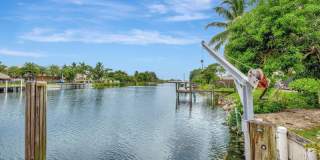1402 Cormorant Road Gallery 37