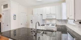 319 W 2nd Avenue Gallery 9