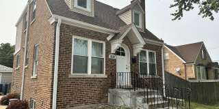 9520 S Ridgeway Avenue Gallery 1