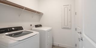 260 OAKLAWN Court Gallery 11