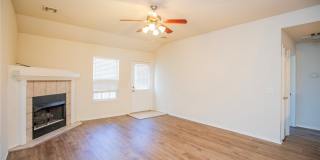 610 Maplewood Drive Gallery 11