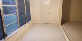400 El Camino Drive Gallery 1