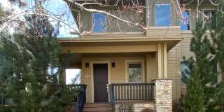 Designer‑Finished Townhome Near COCC & NWX Gallery 1