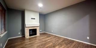 Modern updated 5 BD / 3 BA with Double Car Garage in Oregon City! Modern updated 5 BD / 3 BA with Double Car Garage in Oregon City! Gallery 8