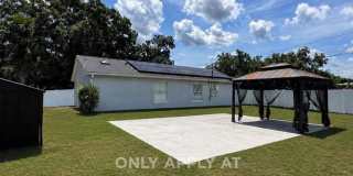 3 Bedrooms in a large private fenced lot. This is an East Orlando Gem! Furnished or Unfurnished option 3 Bedrooms in a large private fenced lot. This is an East Orlando Gem! Furnished or Unfurnished option Gallery 16