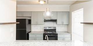 Top Location! Right in the heart of beautiful downtown Boerne! Gallery 24