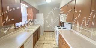 Now Available – Cozy 3 Bed / 2 Bath Ranch! Gallery 7