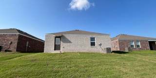 Pre-Leasing Now! Discover Modern Living in This 4-Bedroom, 2-Bath Home at Cottages at Clear Creek Gallery 19