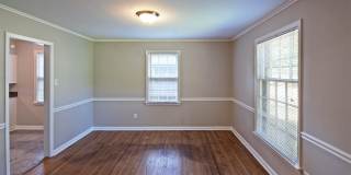 3 Bedroom, 2 Bathroom near Colonial and flamingo Gallery 5