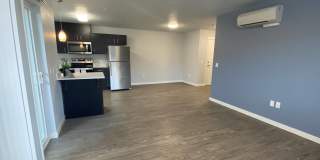 Queen Court Apartments Gallery 9