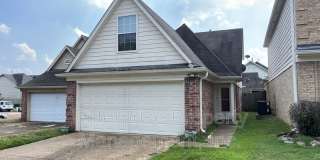 9221 Lazzini Ln Gallery 1