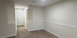 4436 Gold Flower Loop - 5C2 Gallery 2