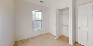 Spacious Family Three Bedroom Townhouse in Damascus! Pets Welcomed & Parking Included! Gallery 18