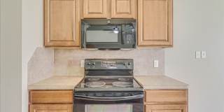 2317 Tropical Wind - 3 Bed/2 Bath - $1795month Gallery 20