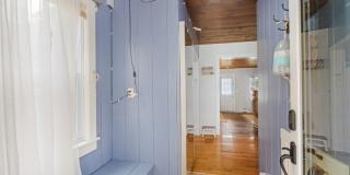 209 Hudson Ave Gallery 8