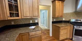 5 bedroom home with attached 3 car garage in Winchester Gallery 25