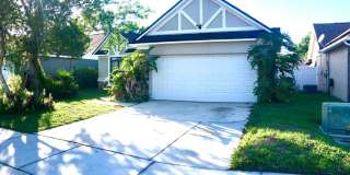 3/2 Pool Home in Alafaya Woods - Renovated 2021 Gallery 1