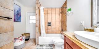 1637 Farmington Circle Gallery 51