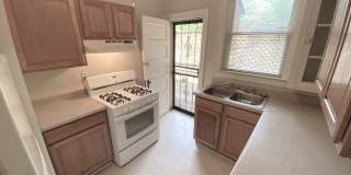 88 N Willett St Gallery 12