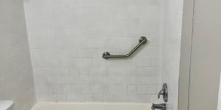 27 MAIN Street E Gallery 7