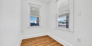 103 17th Avenue Gallery 25