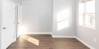 Spacious 3 Bedroom Townhome Gallery 21