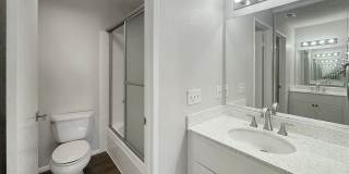 Stylish 2BD/2BA Condo in Mira Mesa's Summit Ridge Community with Private Patio & Pool Access Gallery 9