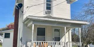 Charming 2 Bedroom Home Available! Gallery 1