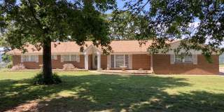 927 Skyline Drive Gallery 1
